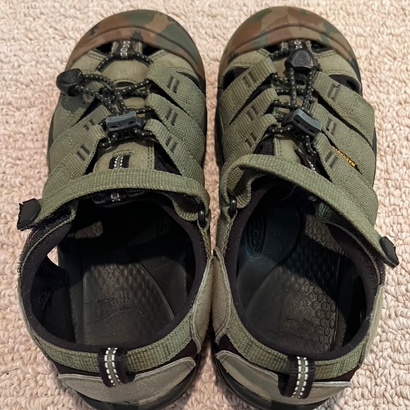 Kids' Keen Newport H2 Camo Sandals - size 4 - Picture 6 of 7